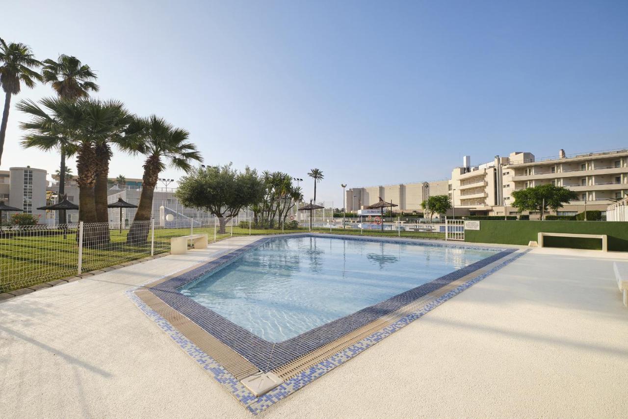 Global Properties, Con Terraza En Residencial Last Canet Apartment *